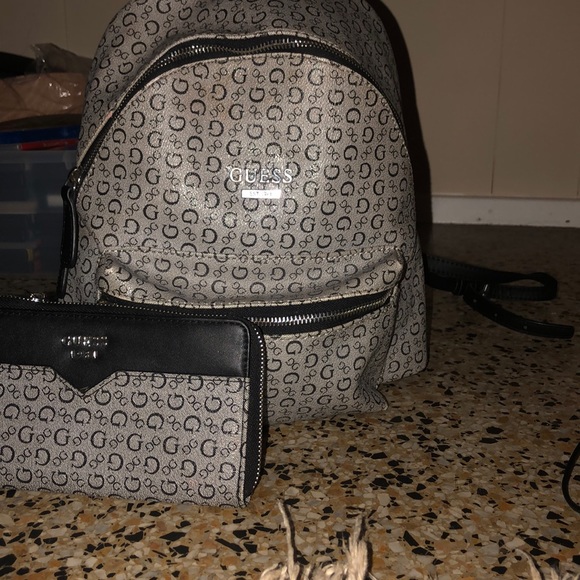 Guess book bags Clearance